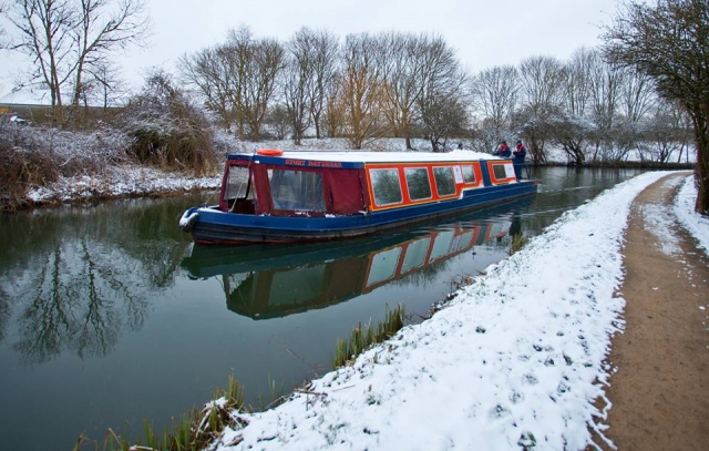 Uno de nuestros barcos, Stort Daybreak 